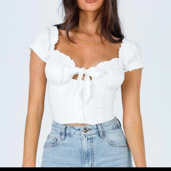Princess Polly Tops - Princess Polly Elouise Linen Blend Crop Top(2)